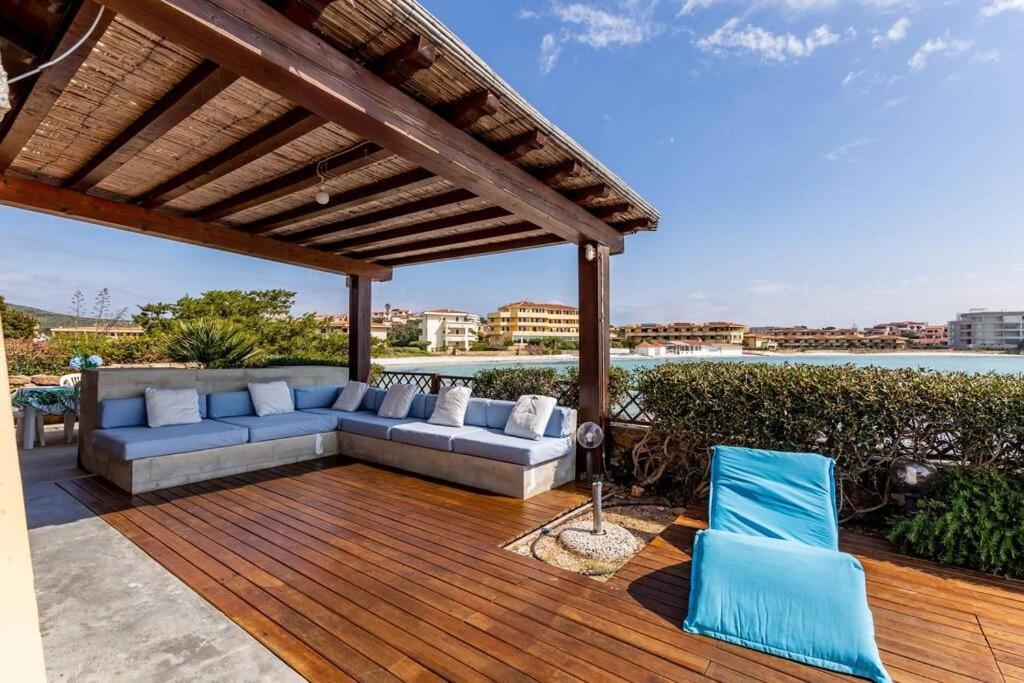 Apartment Pied Dans L'Eau غولفو أرانتْشي المظهر الخارجي الصورة